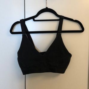 Lululemon bra size 6